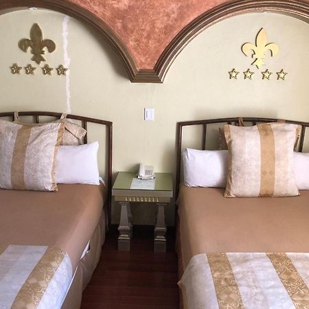 Hotel Elena Puebla Buitenkant foto